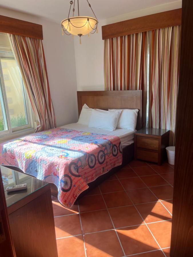 A Sea View Spacious Cheering 5 Bedroom Villa Ain Sokhna "Ain Bay" فيلا كاملة للإيجار قرية العين باي アインソフナ エクステリア 写真