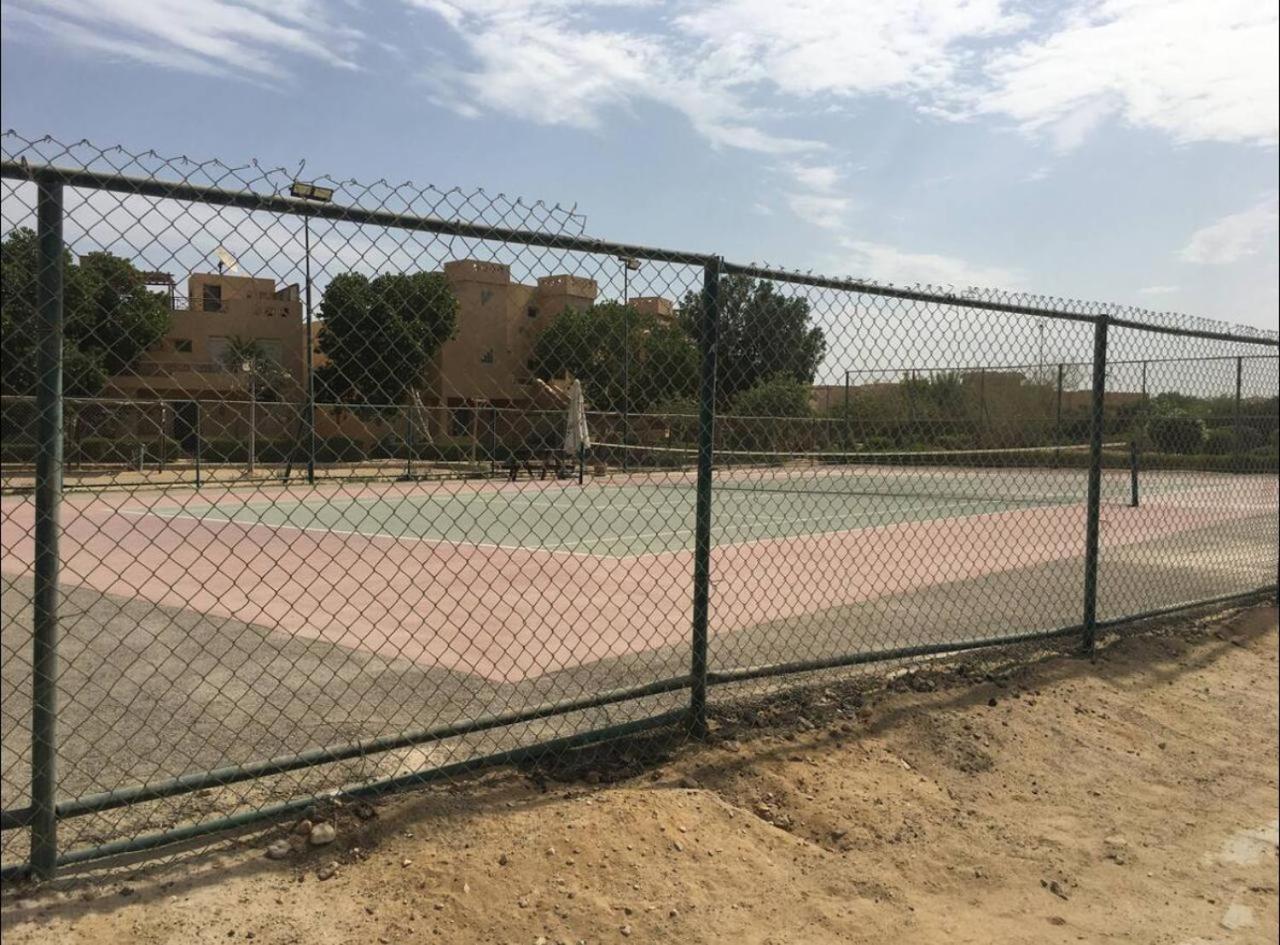 A Sea View Spacious Cheering 5 Bedroom Villa Ain Sokhna "Ain Bay" فيلا كاملة للإيجار قرية العين باي アインソフナ エクステリア 写真