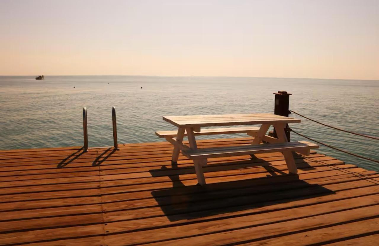A Sea View Spacious Cheering 5 Bedroom Villa Ain Sokhna "Ain Bay" فيلا كاملة للإيجار قرية العين باي アインソフナ エクステリア 写真