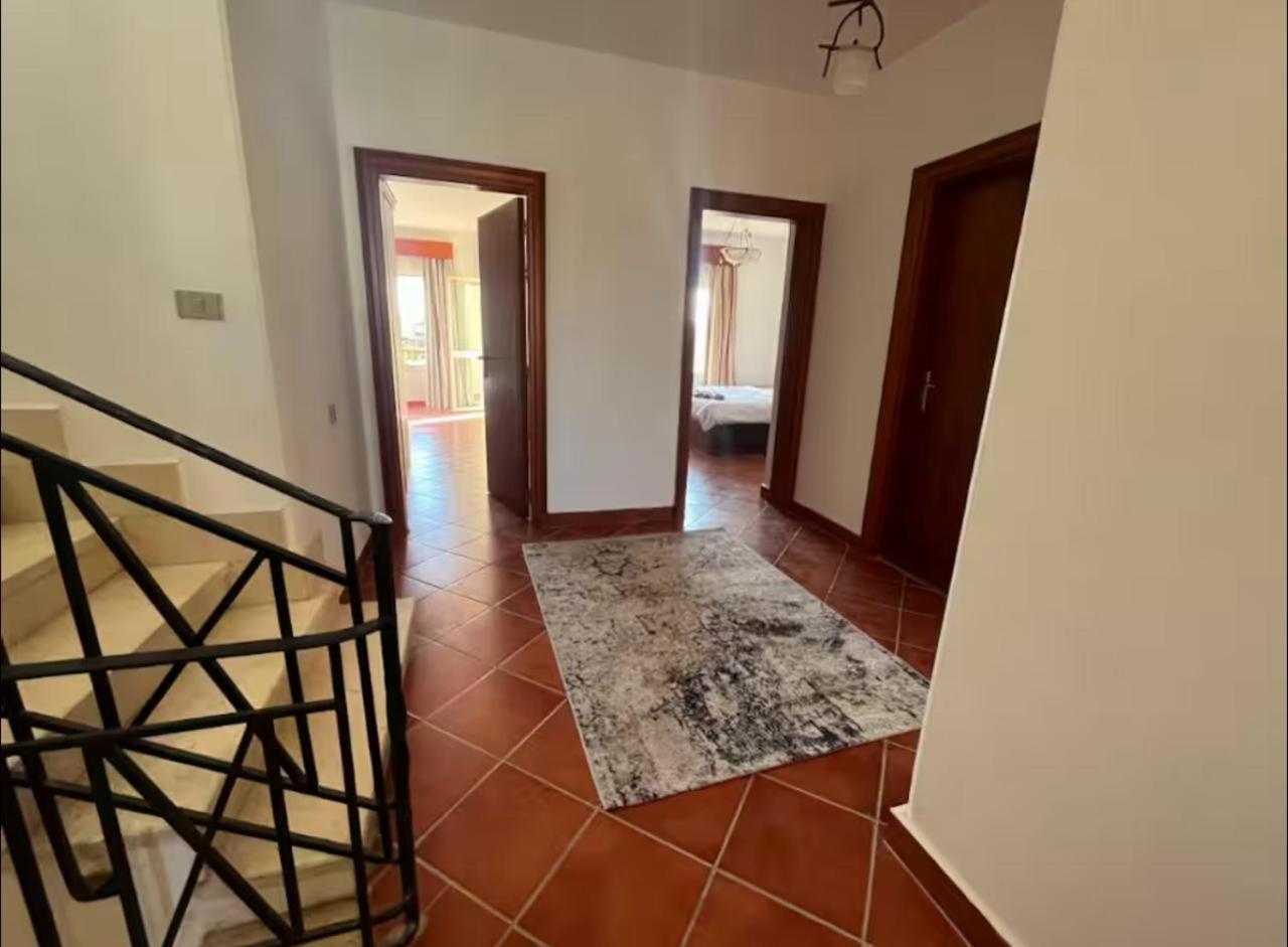 A Sea View Spacious Cheering 5 Bedroom Villa Ain Sokhna "Ain Bay" فيلا كاملة للإيجار قرية العين باي アインソフナ エクステリア 写真